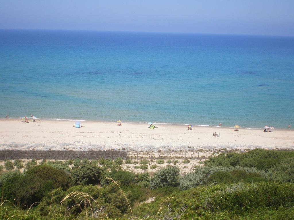 Hotel Corallo Isola Rossa Ngoại thất bức ảnh