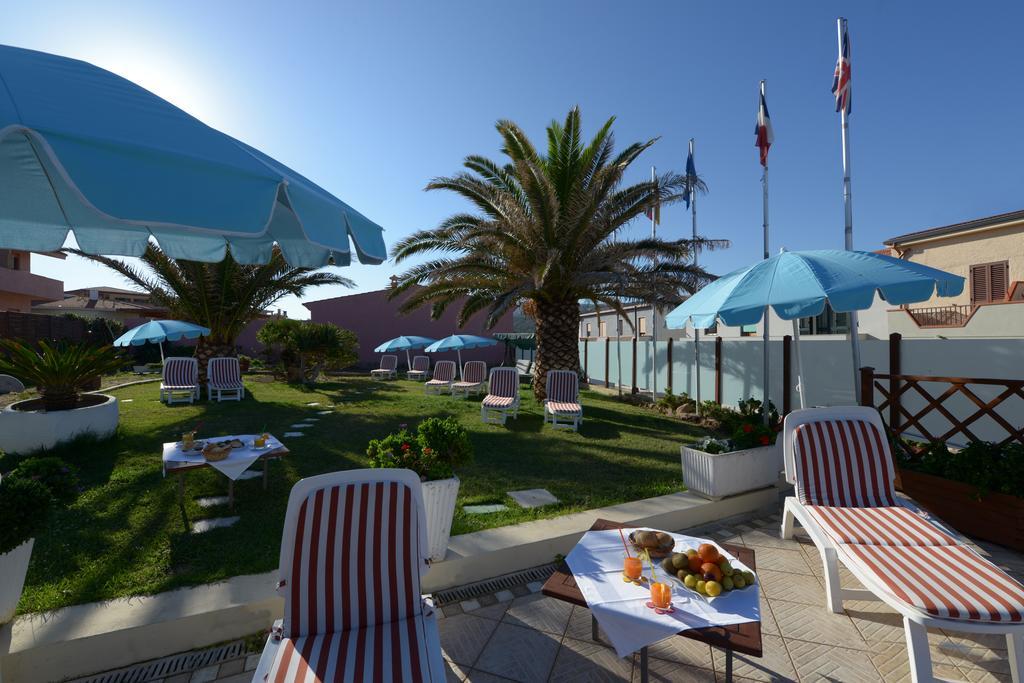 Hotel Corallo Isola Rossa Ngoại thất bức ảnh