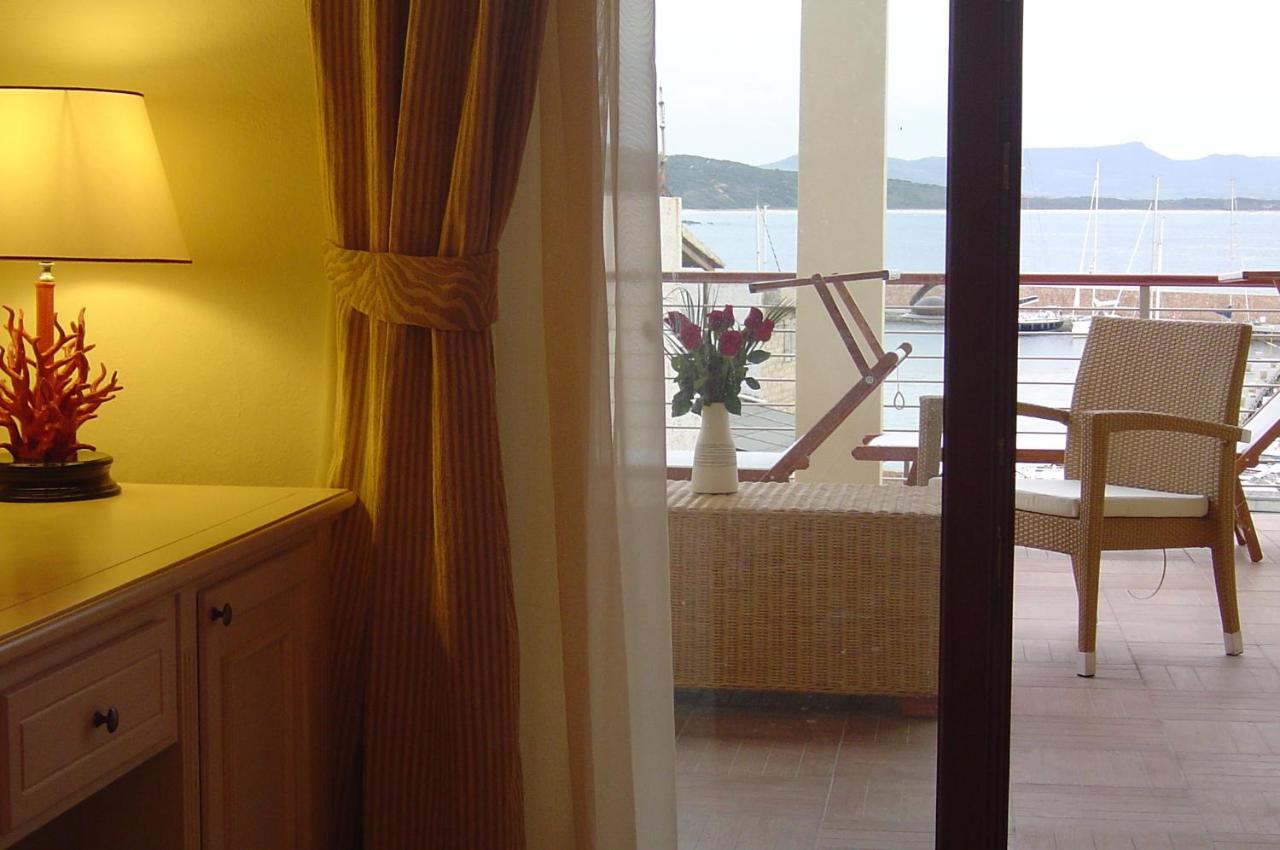 Hotel Corallo Isola Rossa Ngoại thất bức ảnh