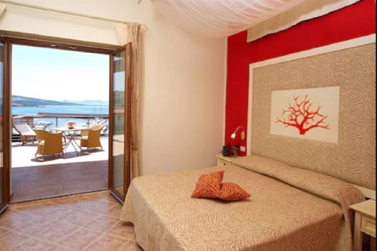 Hotel Corallo Isola Rossa Phòng bức ảnh